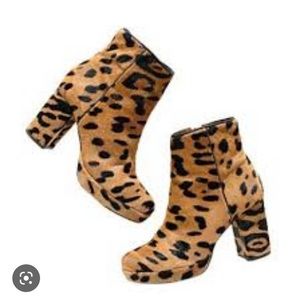 Alexa Chung x Madewell leopard print boots size 8
